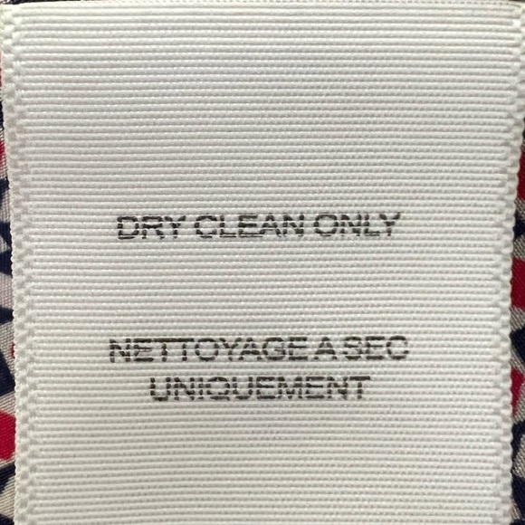 Joie Aruna 100% Silk Red, White & Blue Sleeveless Split Neck Blouse Top - Size L - Picture 10 of 10